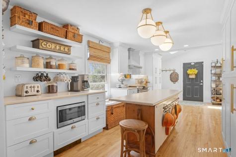 242 Neck Road Madison CT 06443