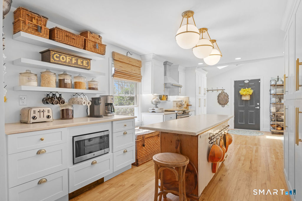 242 Neck Road Madison CT 06443