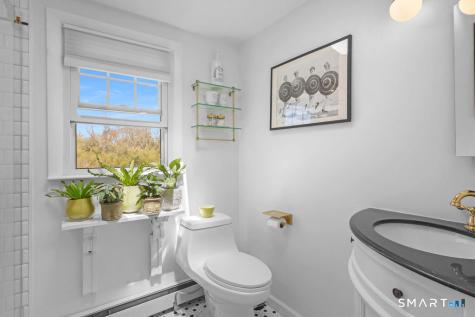 242 Neck Road Madison CT 06443