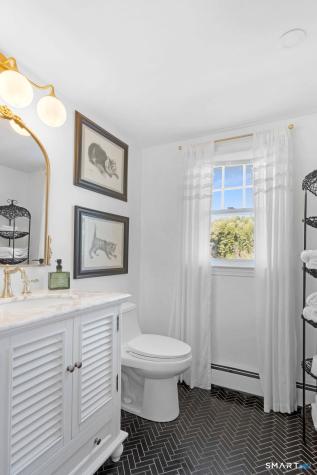242 Neck Road Madison CT 06443