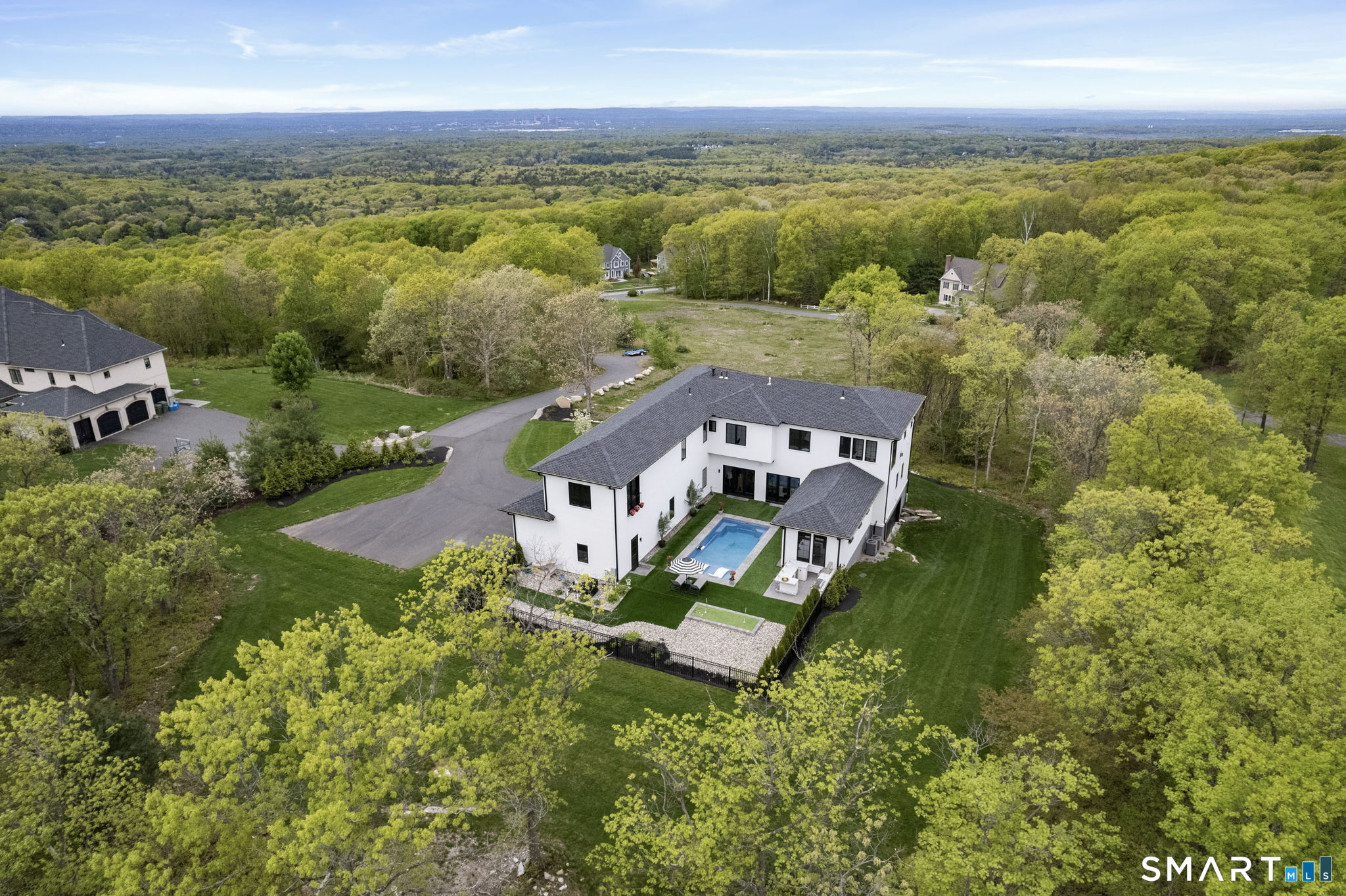 509 Cedar Ridge Drive Glastonbury CT 06033