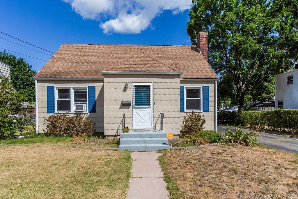 71 Linnmore Drive Manchester CT 06040