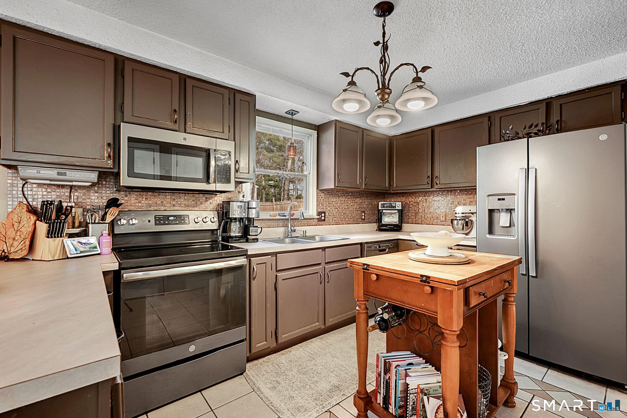 23 Pine Knoll Drive Coventry CT 06238