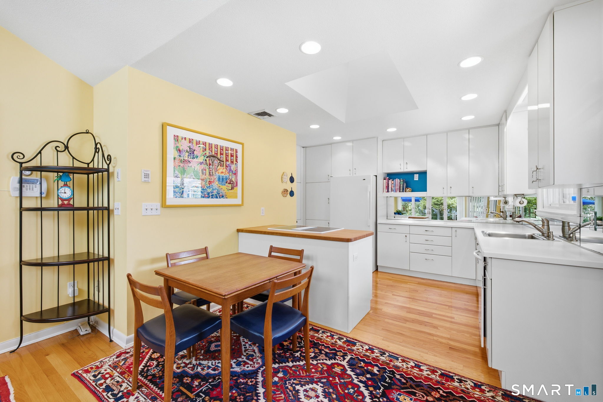 30 West Ridge Drive West Hartford CT 06107