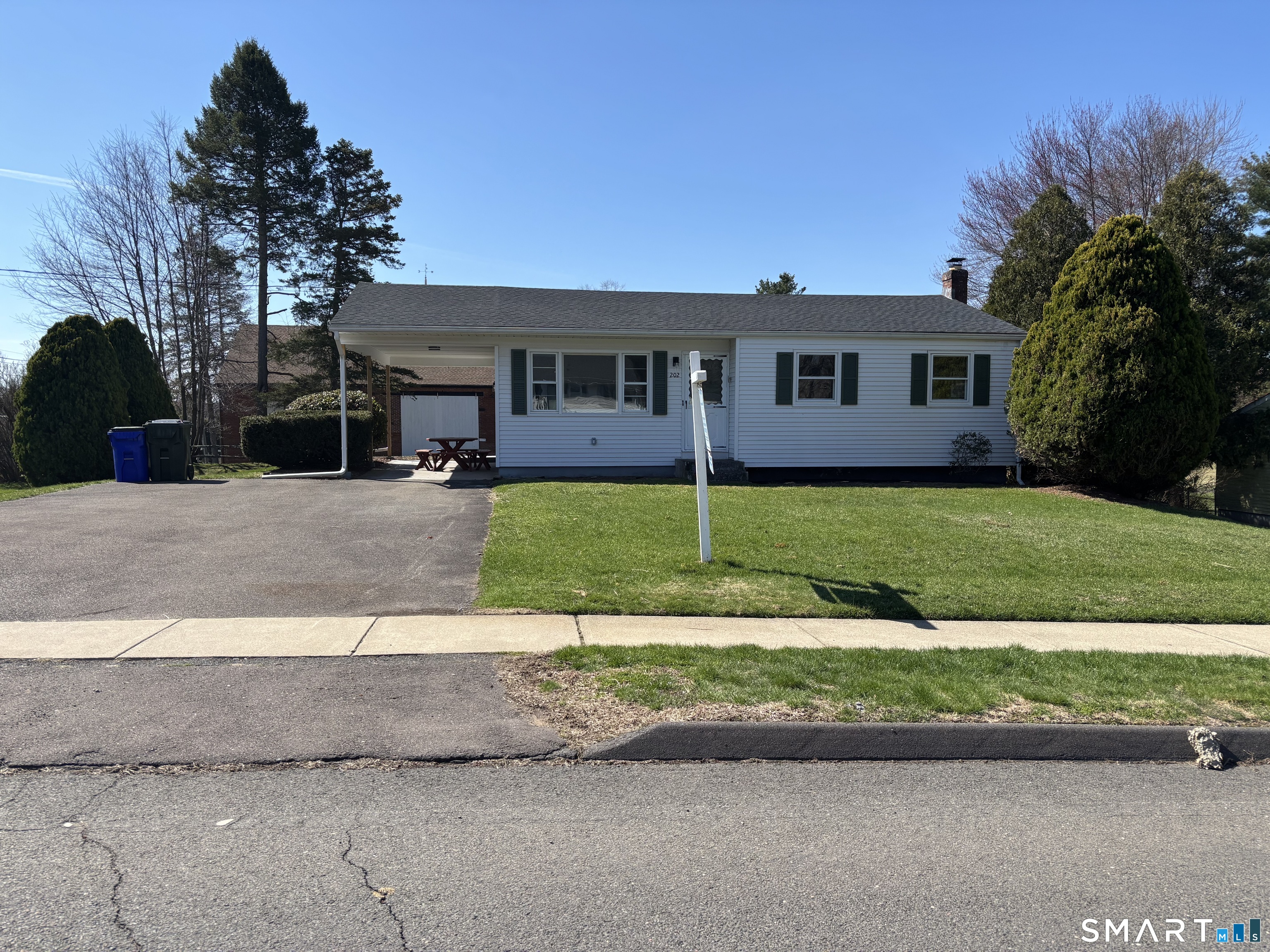 202 Reed Avenue Windsor Locks CT 06096
