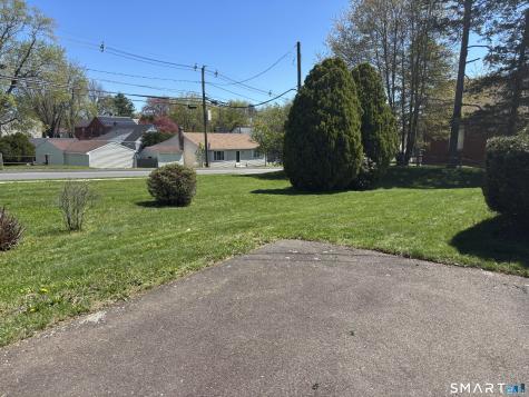 202 Reed Avenue Windsor Locks CT 06096