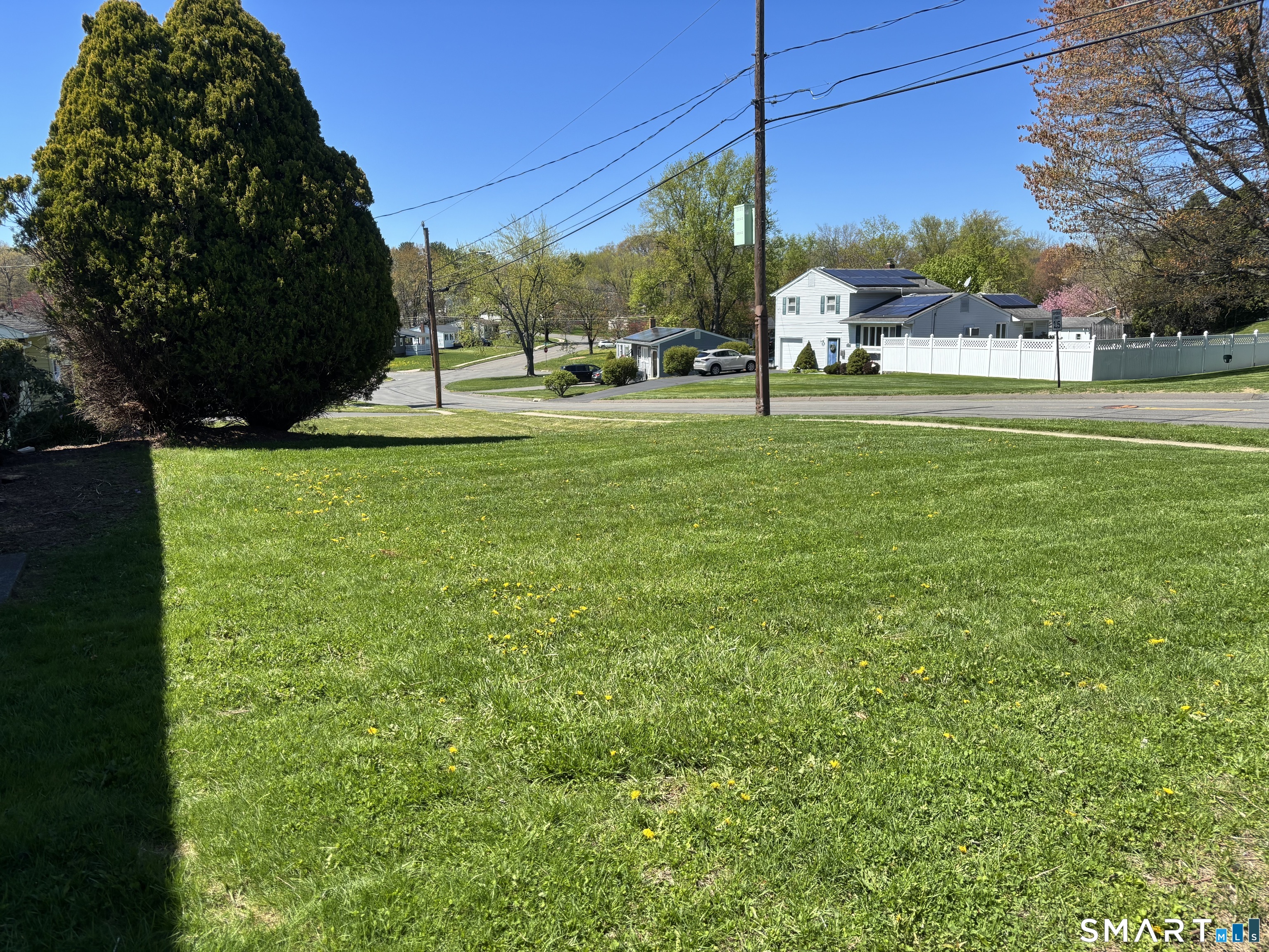 202 Reed Avenue Windsor Locks CT 06096