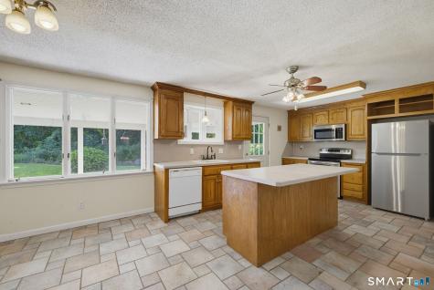 25 Plantation Road East Windsor CT 06016