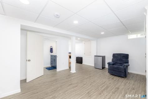 34 Crocker Avenue West Hartford CT 06110