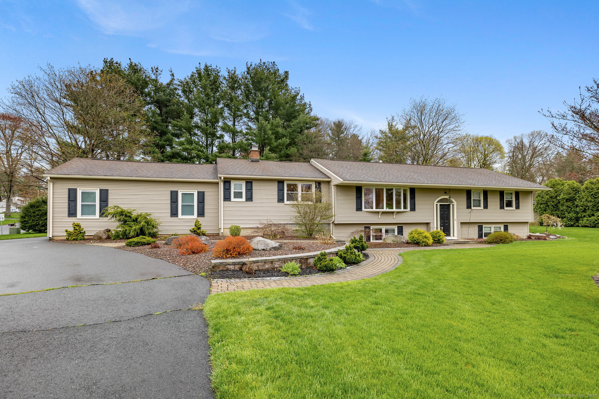 3 Hatheway Road Ellington CT 06029
