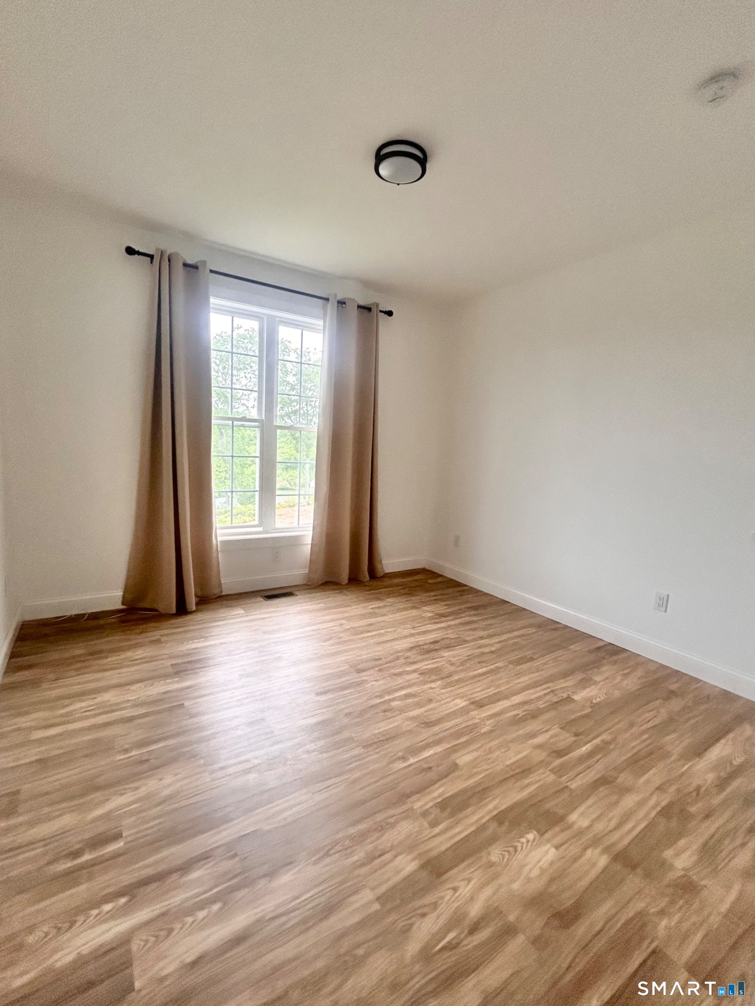11-R Upper Kensington Drive East Lyme CT 06333