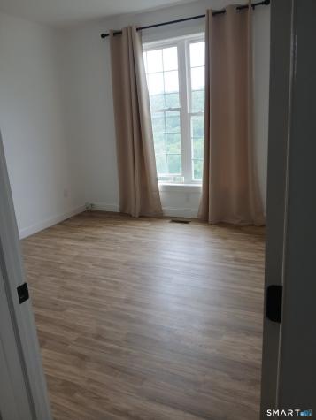 11-R Upper Kensington Drive East Lyme CT 06333