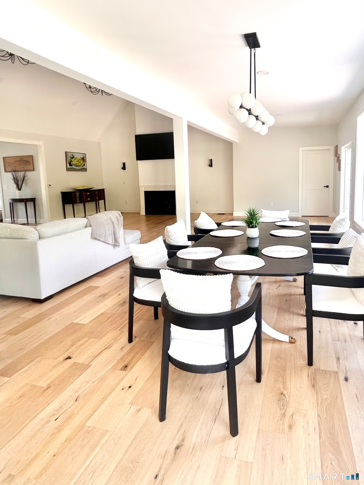 11-R Upper Kensington Drive East Lyme CT 06333