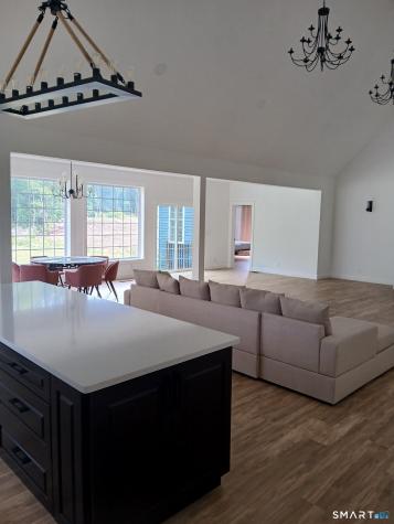 11-R Upper Kensington Drive East Lyme CT 06333
