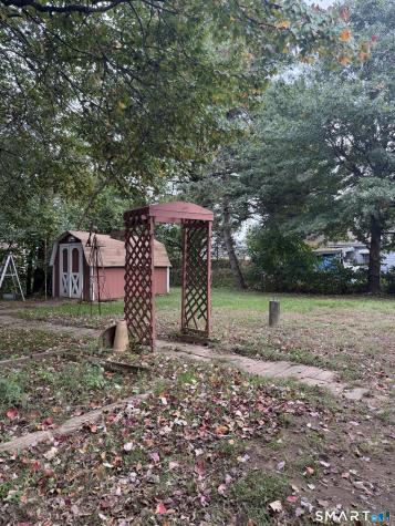 44 Oxford Drive East Hartford CT 06118