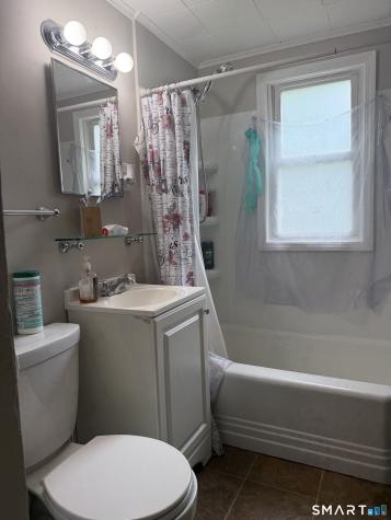 44 Oxford Drive East Hartford CT 06118