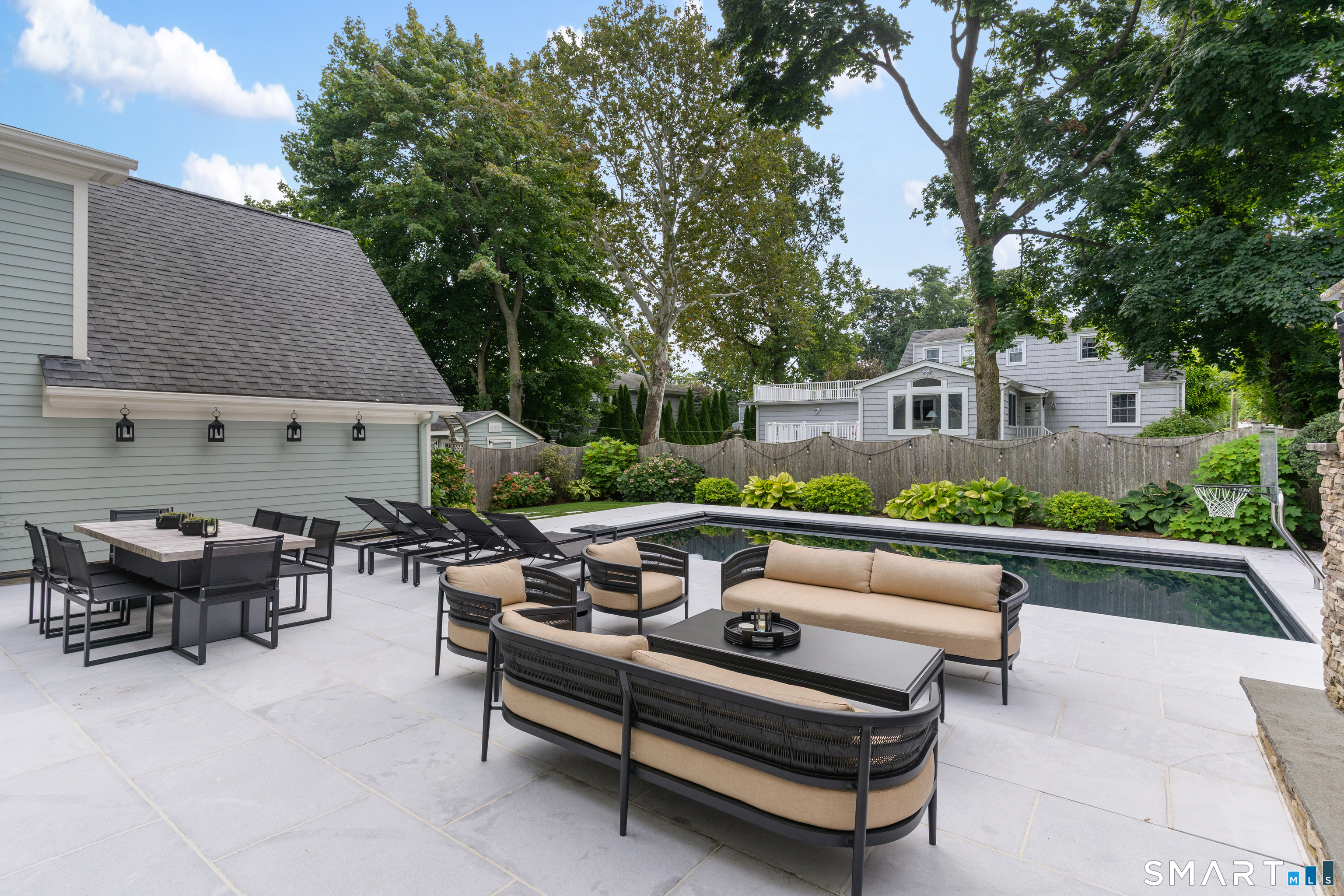 19 Sea Beach Drive Stamford CT 06902