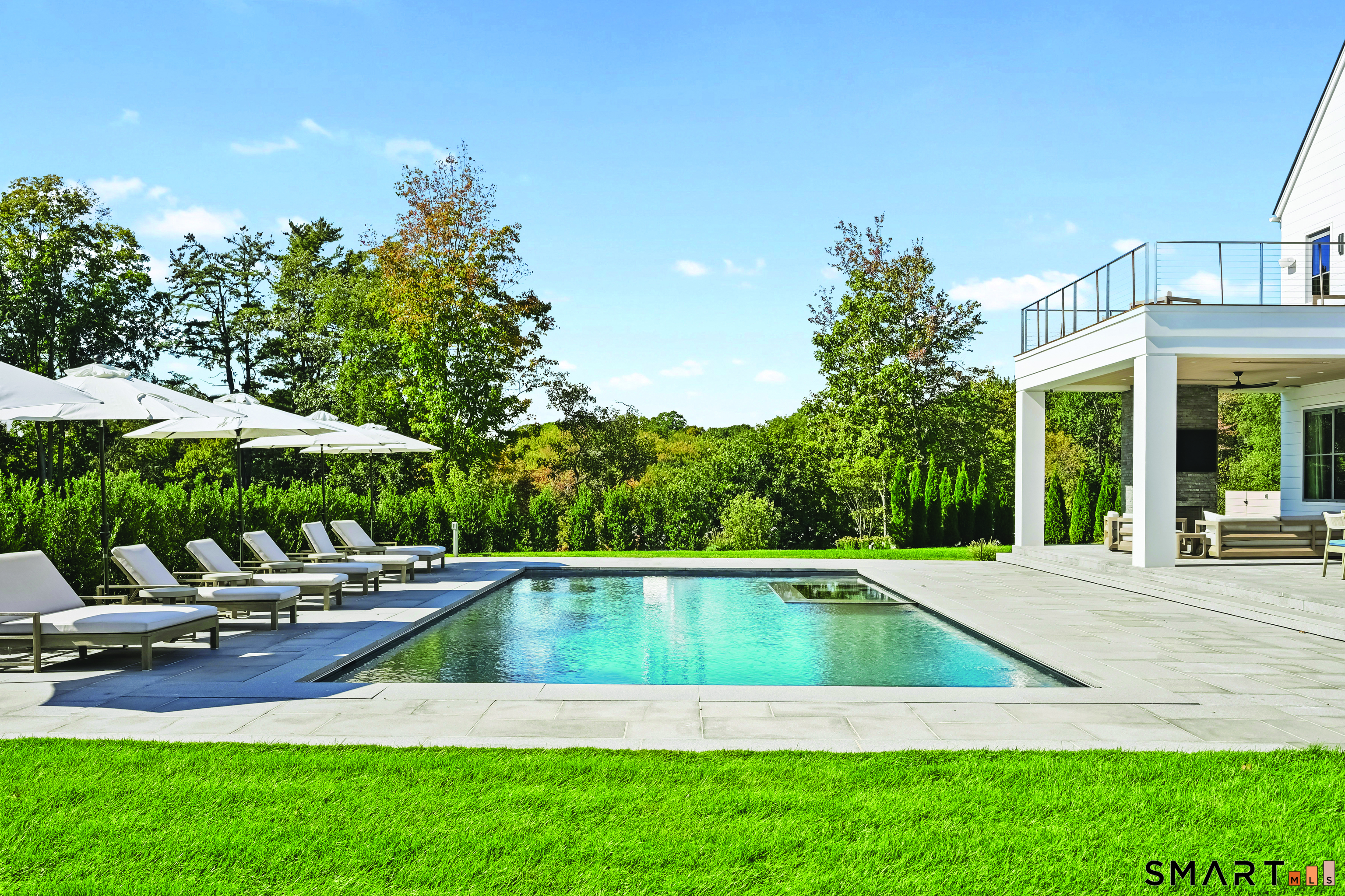 688 Hulls Farm Road Fairfield CT 06890