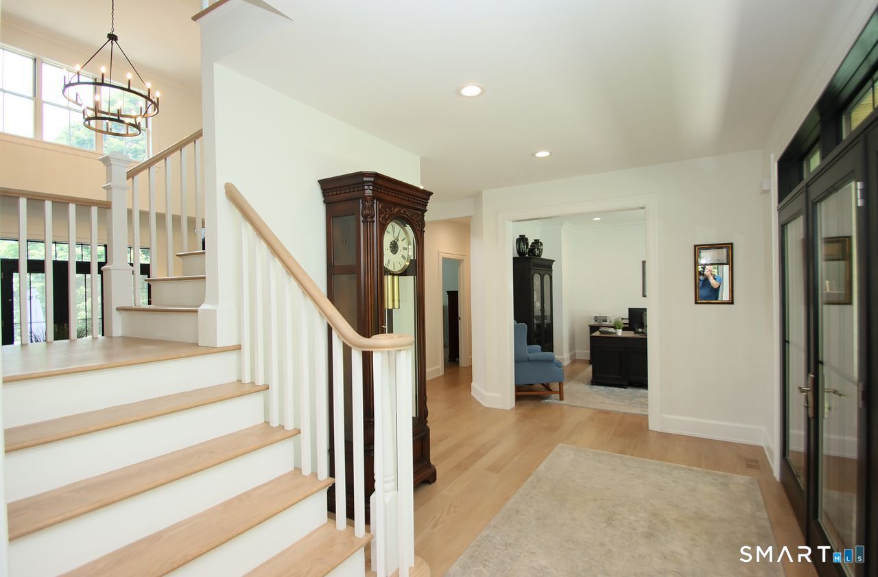 773 West Avon Road Avon CT 06001