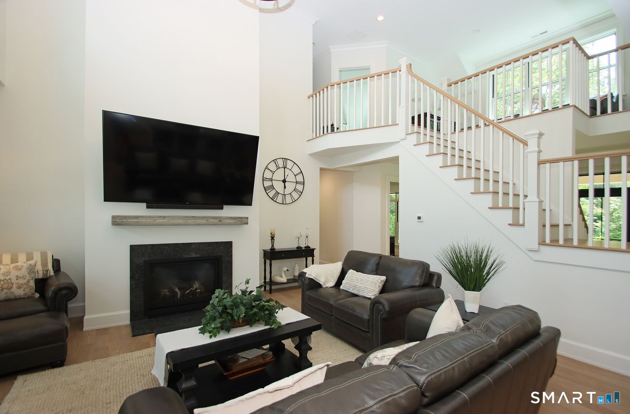 773 West Avon Road Avon CT 06001