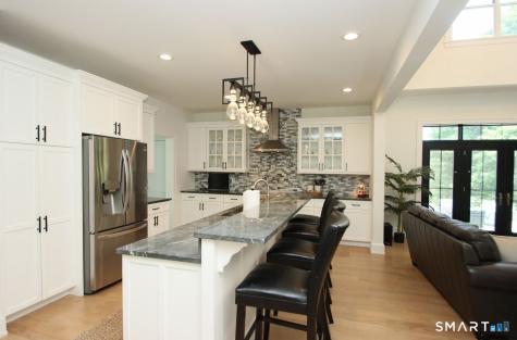773 West Avon Road Avon CT 06001