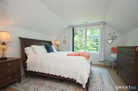 773 West Avon Road Avon CT 06001