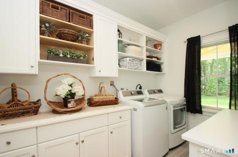 773 West Avon Road Avon CT 06001