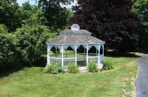 773 West Avon Road Avon CT 06001