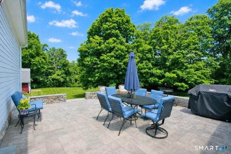 773 West Avon Road Avon CT 06001
