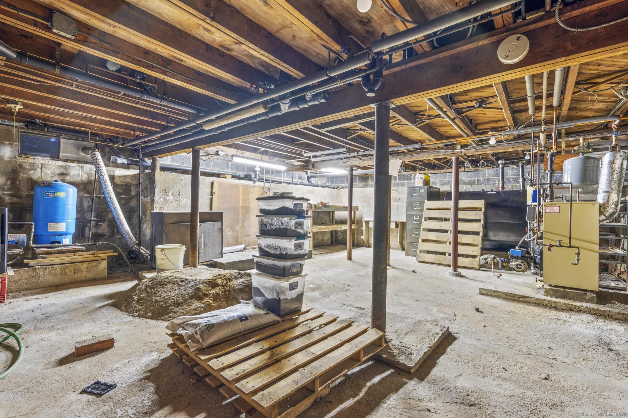 19 West Shore Drive Clinton CT 06413