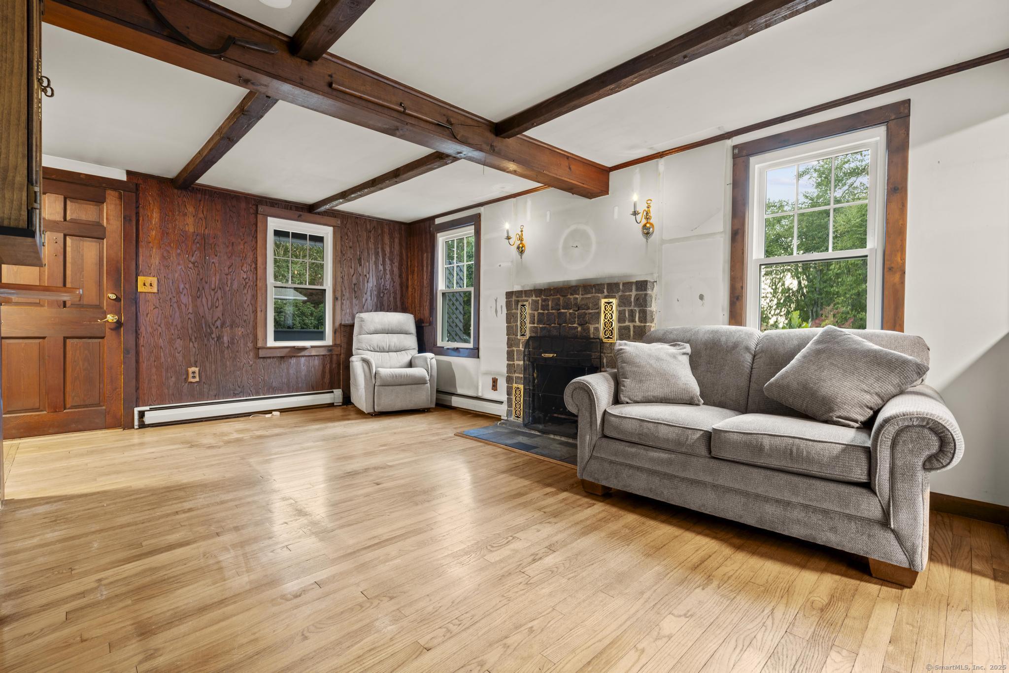 19 West Shore Drive Clinton CT 06413