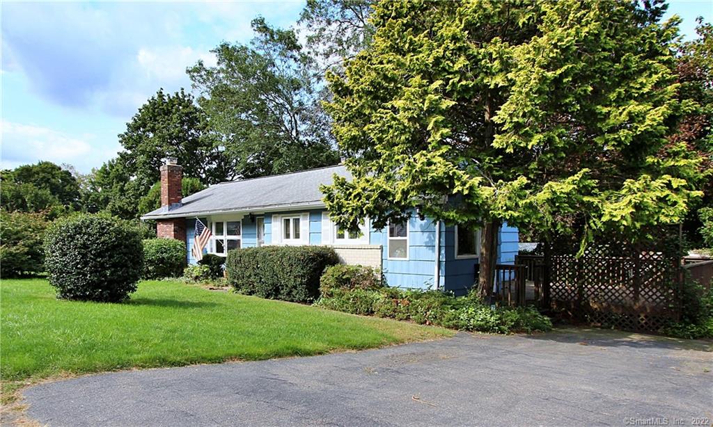 7 Berkshire Circle Ansonia CT 06401