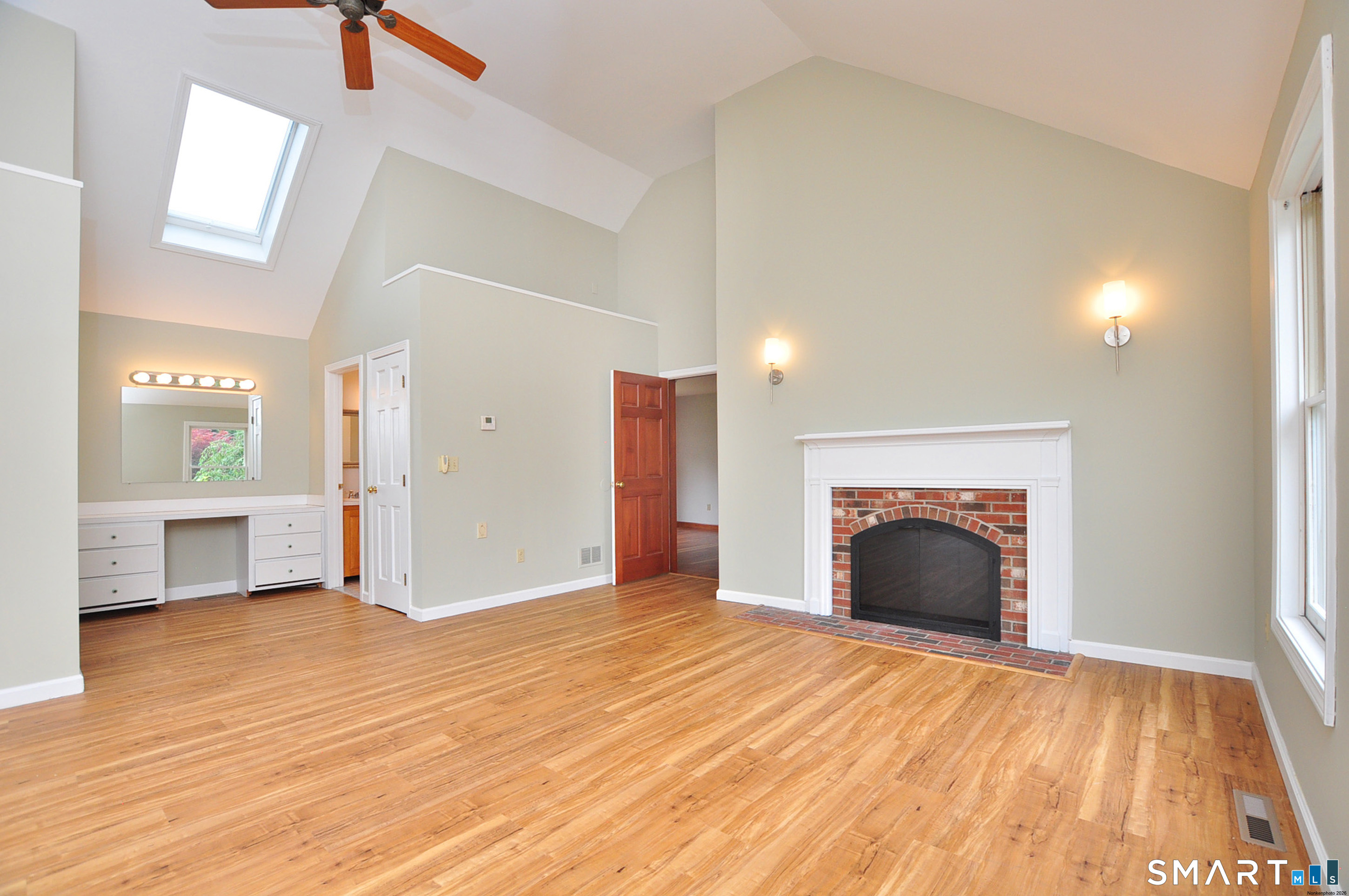 38 Spencer Brook Road New Hartford CT 06057