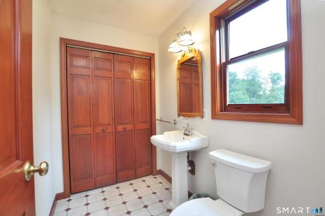 38 Spencer Brook Road New Hartford CT 06057