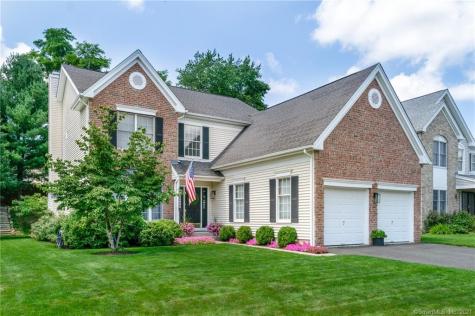 7 Ashley Court Danbury CT 06810