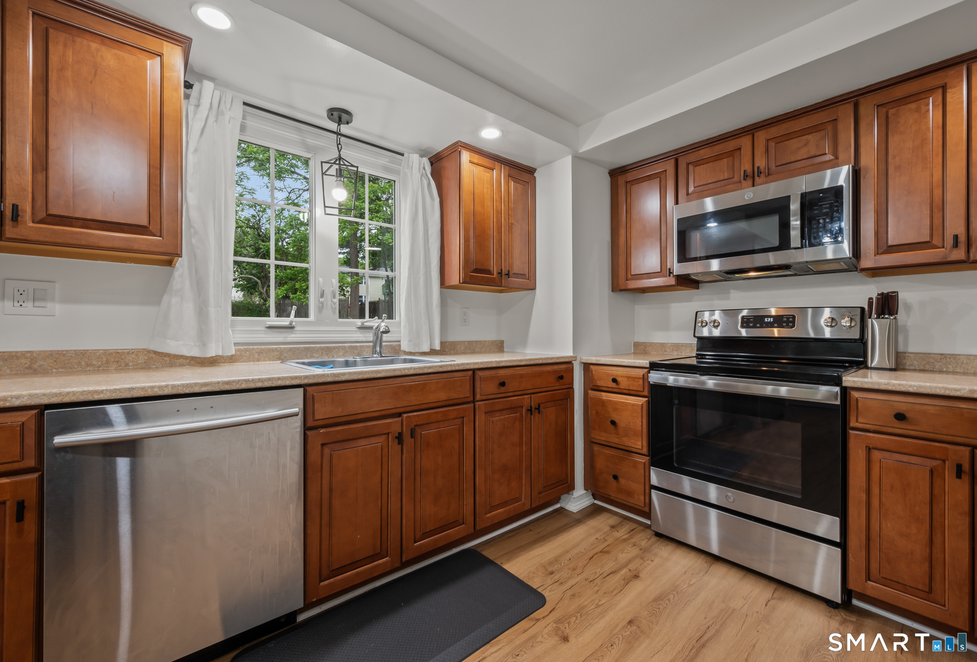 46 Garden Gate Road Southington CT 06489