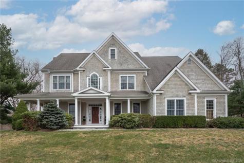 6 Rooster Ridge Newtown CT 06470