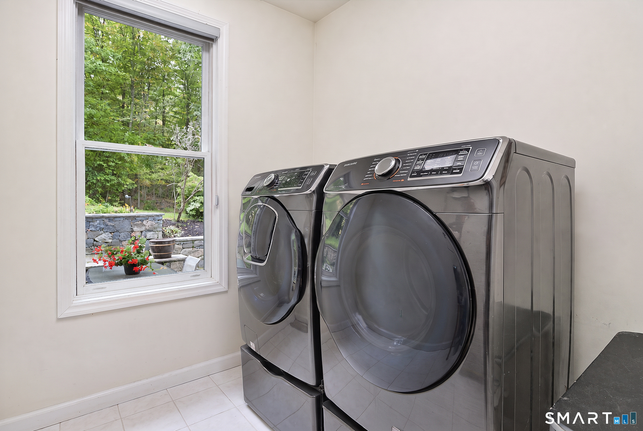 35 Christian Lane Brookfield CT 06804