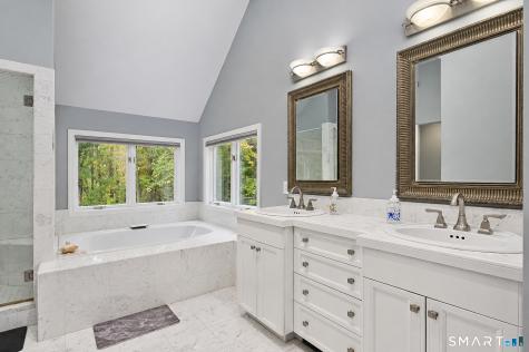 35 Christian Lane Brookfield CT 06804