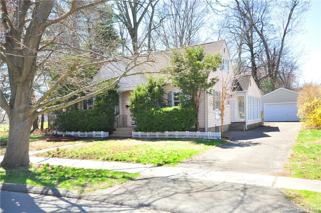 54 Manchester Circle West Hartford CT 06110