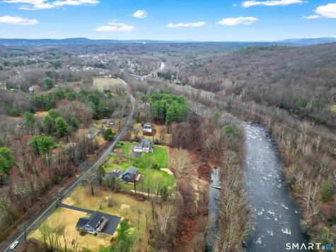 589 Huckleberry Hill Road Avon CT 06001