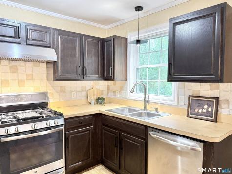 29 Sycamore Way Wallingford CT 06492