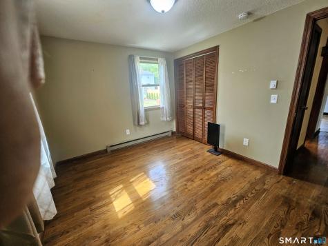 42 Makara Street Plymouth CT 06786