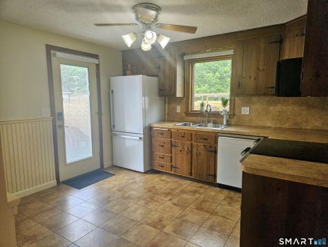 42 Makara Street Plymouth CT 06786