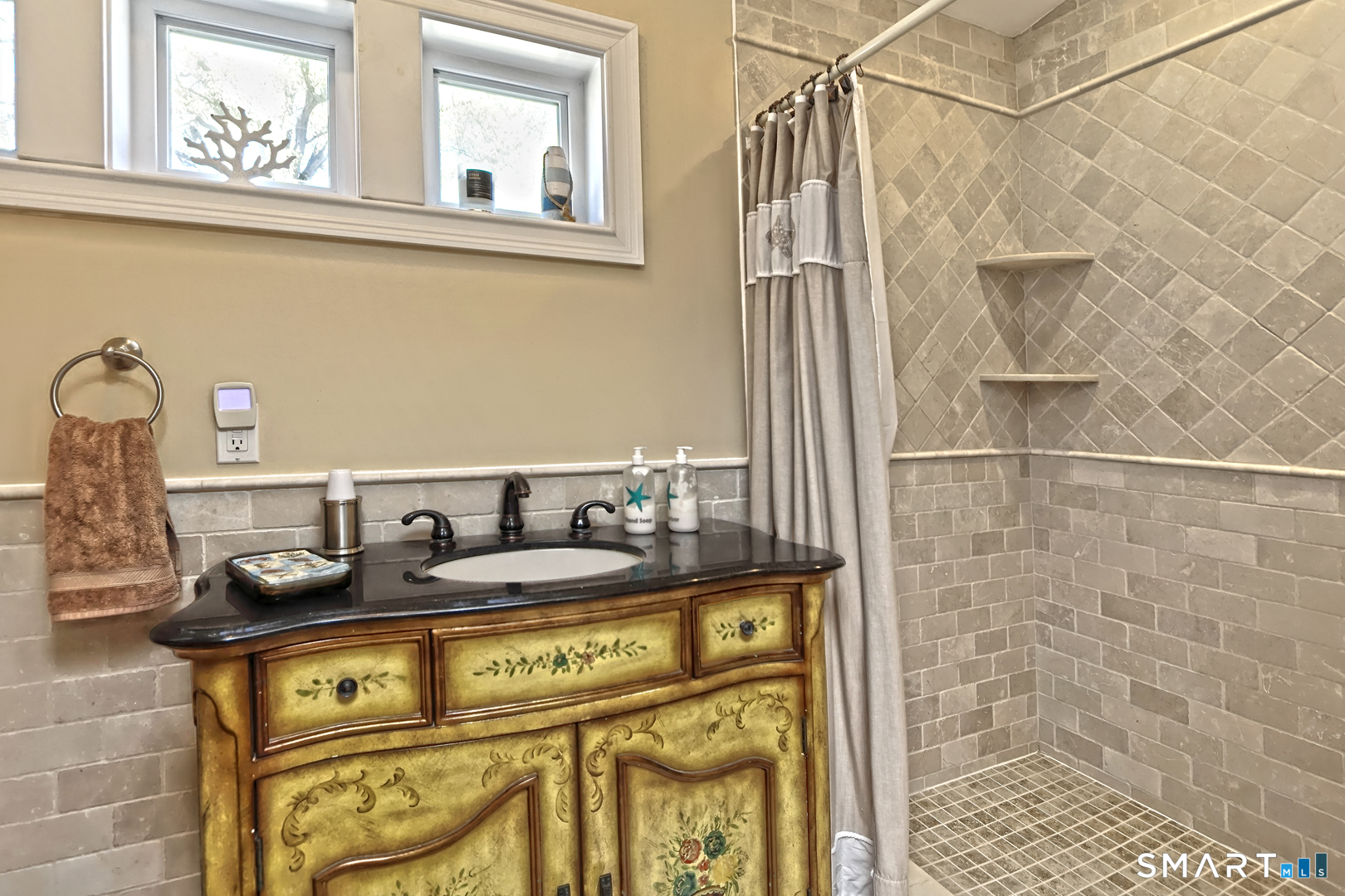 136 Hillside Avenue Milford CT 06460