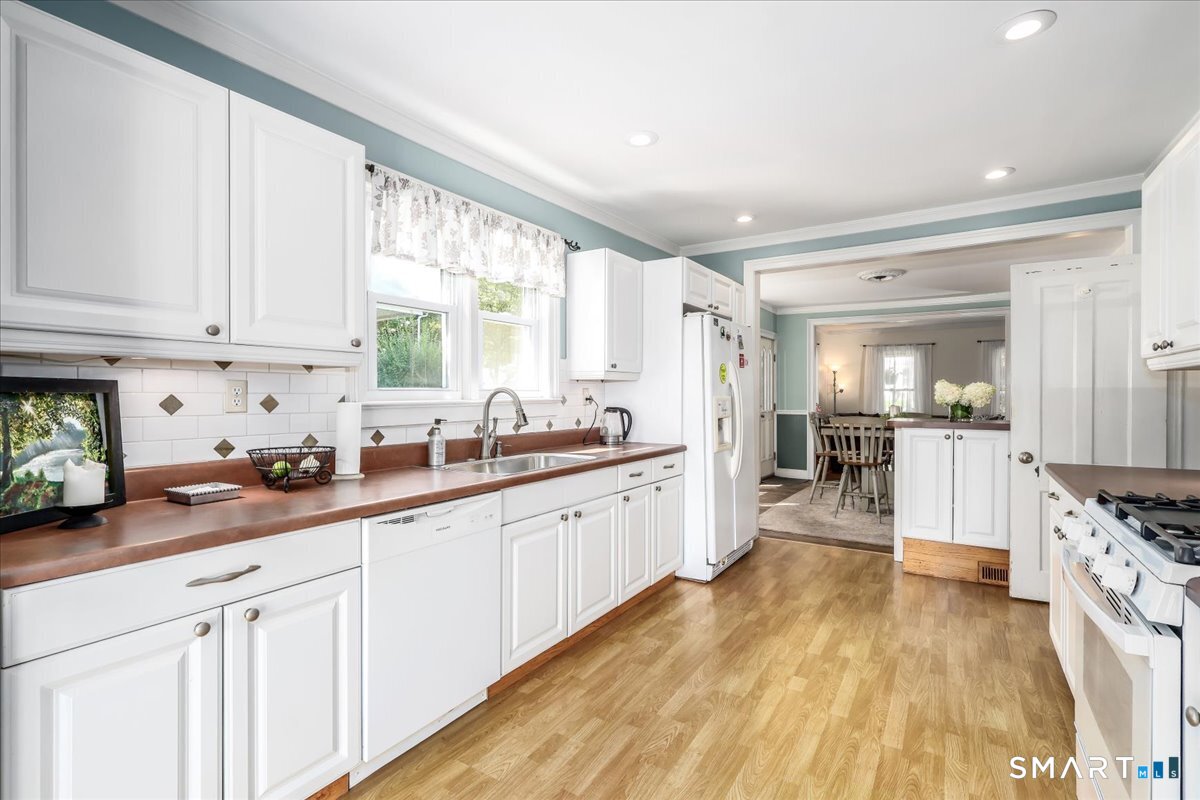 37 Washington Avenue Danbury CT 06810