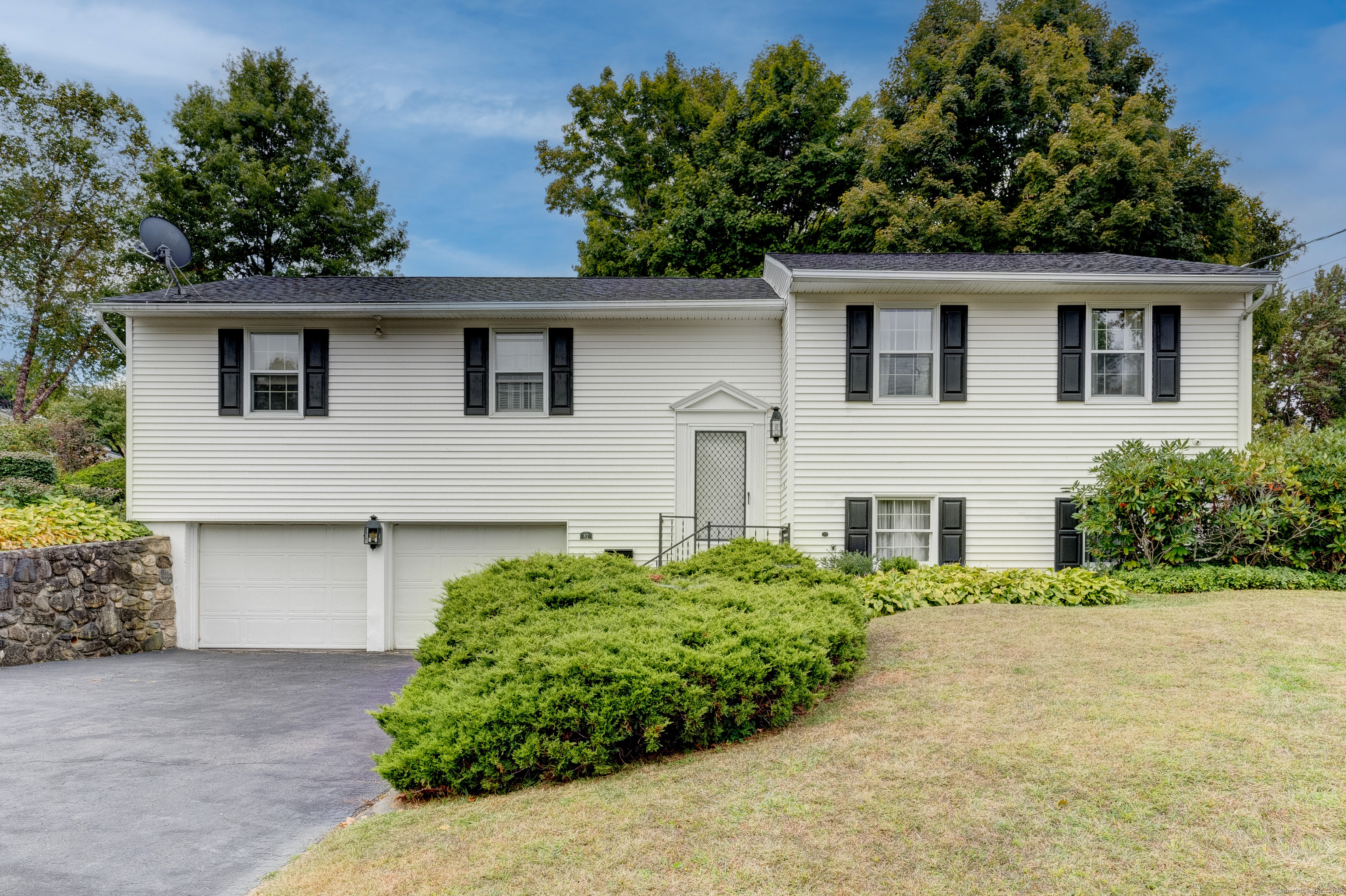 82 Thompson Drive Torrington CT 06790