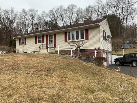 29 Tamanny Trail Danbury CT 06811