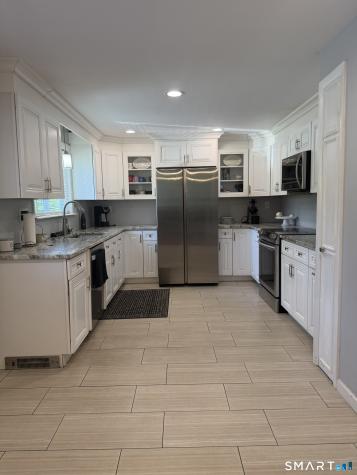 1841 Main Street East Hartford CT 06108