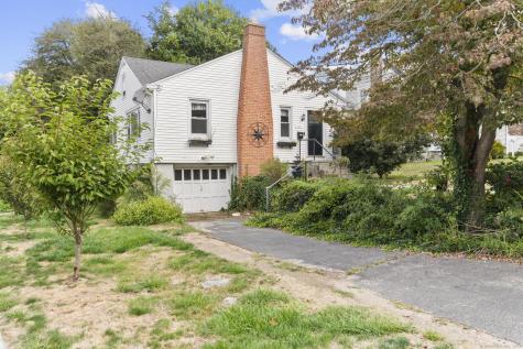 41 Niles Hill Road New London CT 06320